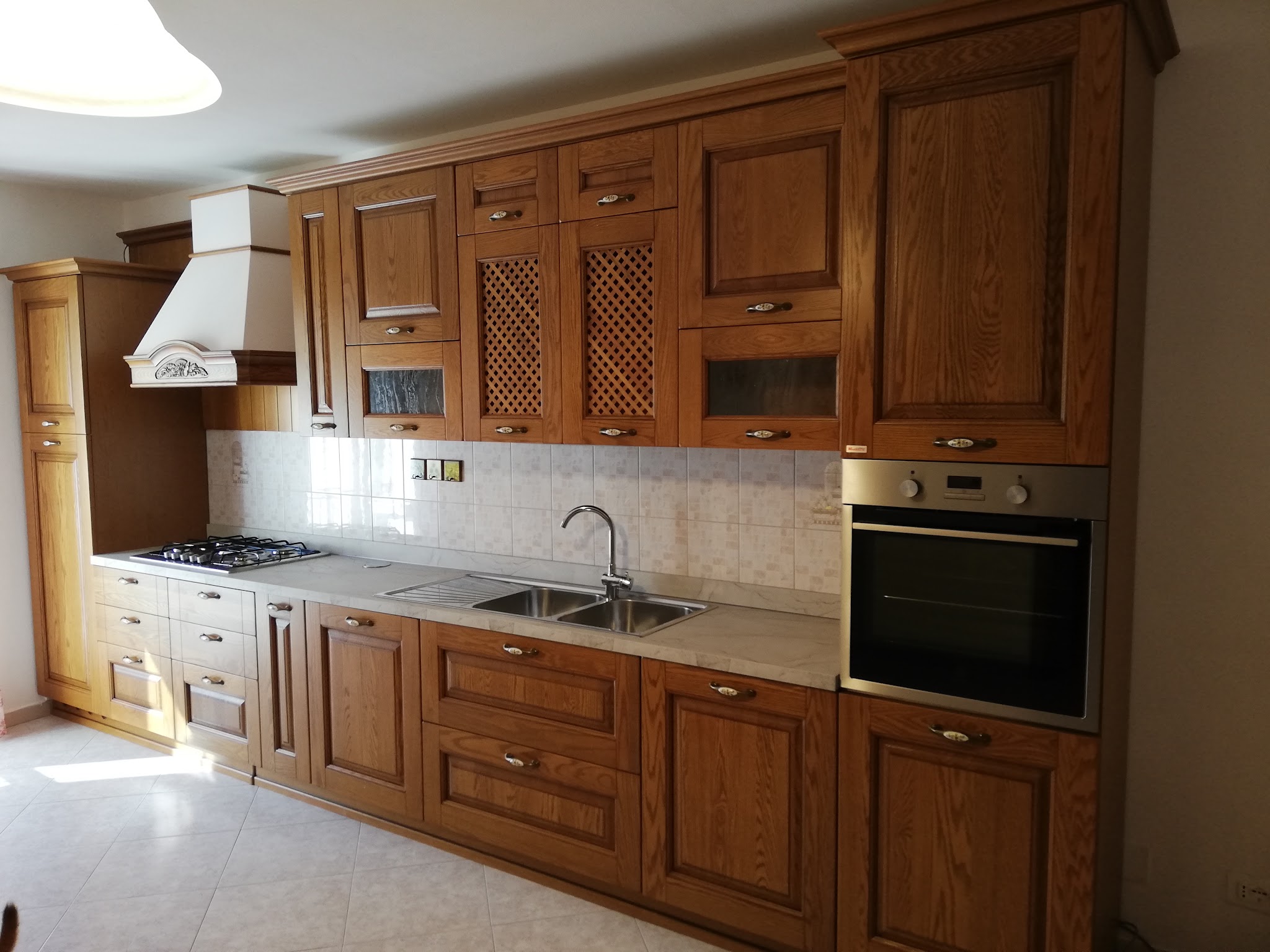 Cucina in legno, fotografia del cliente mauro sarra